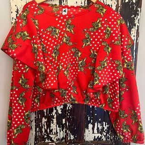 Women’s It’s Red Ruffle crop Tiger atop. Size 1X.